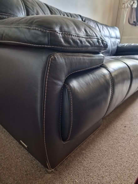 Photo of free 3 seater sofa (Thorley CM23) #4
