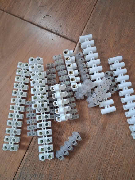Photo of free Various connector blocks (Earley, Reading, RG6) #1