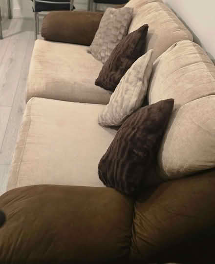 Photo of free 3 seater sofa (Moreton CH46) #3