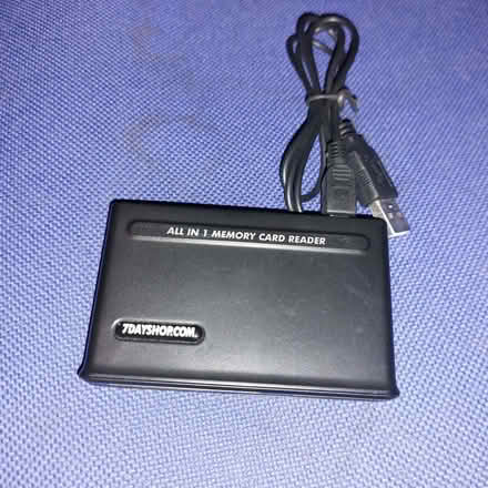 Photo of free 1 USB memory card reader (Ballynafoy BT7) #1