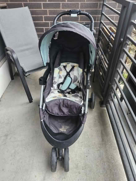 Photo of free Baby Trend Stroller (76102) #1
