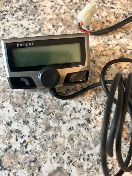 Photo of free Parrot for hands free phone (Midsomer Norton BA3) #1