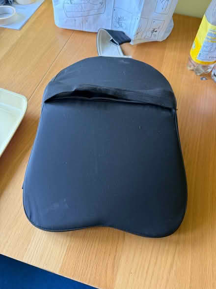 Photo of free Car head rest neck support (Burneside LA9) #3