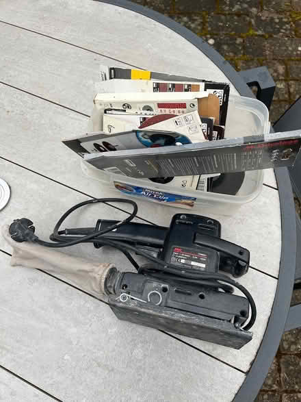 Photo of free Electric sander (GU46 Yateley) #1