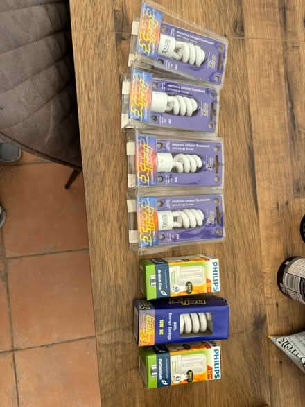 Photo of free Assortment of lightbulbs (Berechurch Road CO2) #1