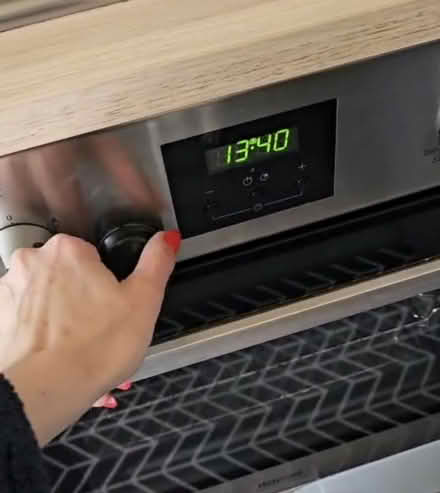 Photo of free Oven working (RM9 Dagenham) #2