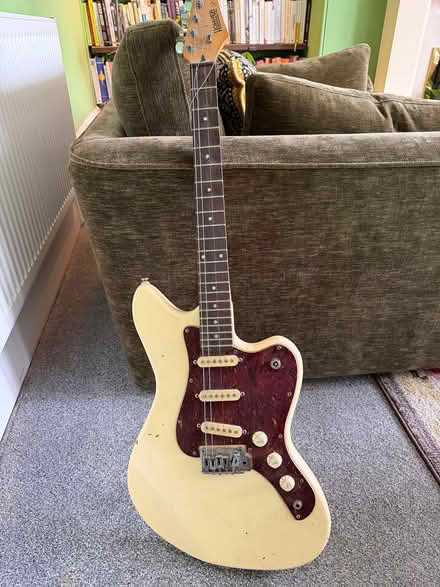 Photo of free Electric guitar in need of TLC (Tynemouth NE30) #1