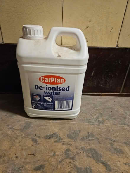 Photo of free De-ionised water (Shawlands G41) #1