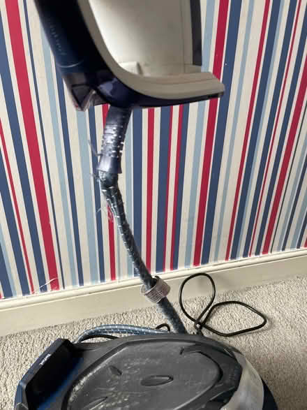 Photo of free Tefal steam iron NOT WORKING (Stoke Newington N16) #4