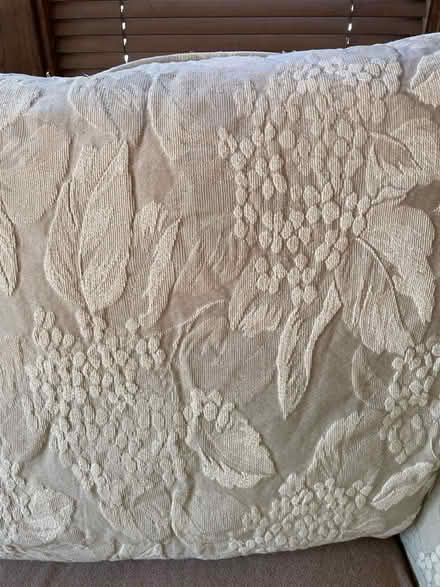 Photo of free Off white sofa (55406 Minneapolis) #2