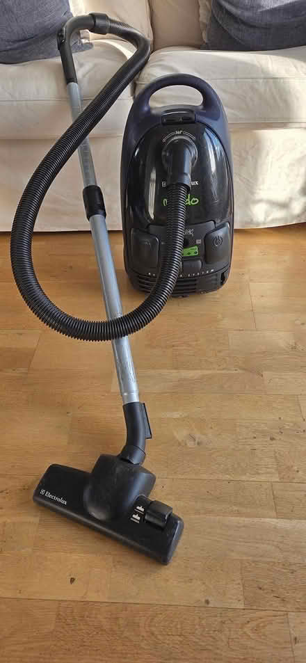 Photo of free Electrolux Vacuum Cleaner (Cherrywood) #1