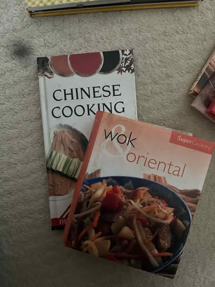 Photo of free Chinese and wok cookbooks (RG7 3HY) #1