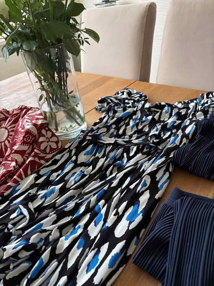 Photo of free Bundle of ladies clothes size 20 (Worsley M28) #2