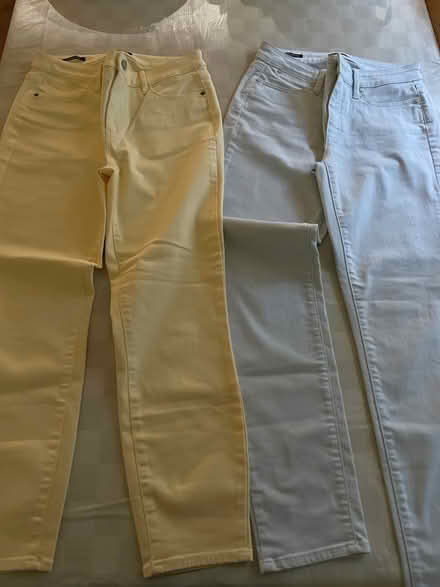 Photo of free Jeans Womens Size 2,4 (Woodinville) #1