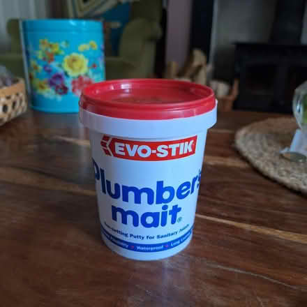 Photo of free Full tub of Plumbers mait putty (Witham CM8) #1