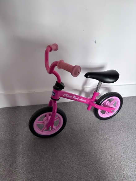 Photo of free Pink balance bike (Camden NW1) #1