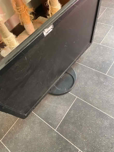 Photo of free dell monitor working 22 inch (loughborough) #1