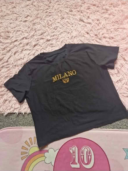 Photo of free X4 Tops bundle (Ng3) #2