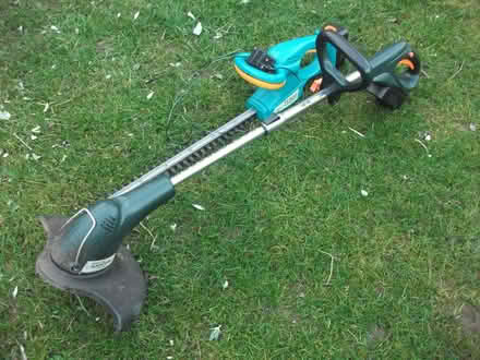 Photo of free Cordless GARDEN STRIMMER and HEDGE CUTTER (Woodthorpe LE11) #2