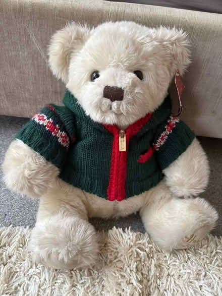 Photo of free 2006 Harrods bear (Carshalton) #1