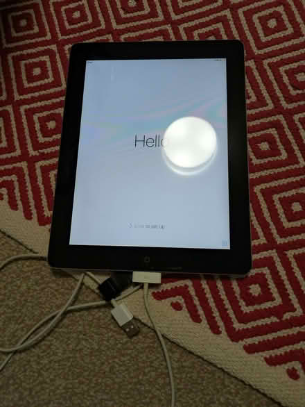 Photo of free iPad 2 (2011) (Dean Court OX2) #1
