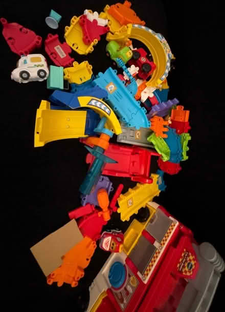 Photo of free Vtech cars and tracks (Enfield EN3) #3