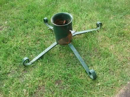 Photo of free Green Xmas tree stand (Woodthorpe LE11) #3