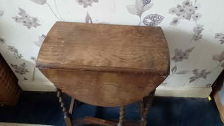 Photo of free Antique drop leaf oak table (Sheldon B26) #2
