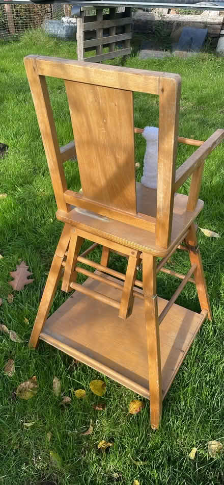 Photo of free Vintage high chair (SY7) #3