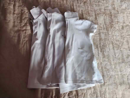 Photo of free School uniform - age 5 (Brockley SE4) #3