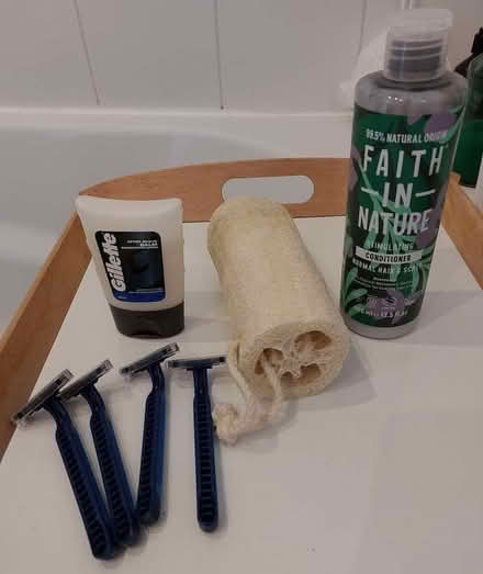 Photo of free Bathroom bits (Divinity Road OX4) #1