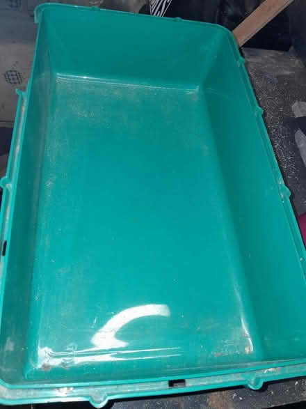 Photo of free small tray (Smiths Estate OX28) #1