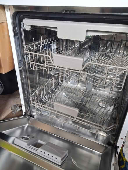 Photo of free Samsung Dishwasher (Carpenders Park, WD19) #1