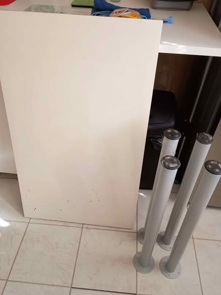 Photo of free Work table (Alvaston DE24) #1