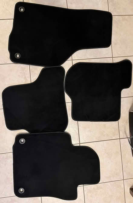 Photo of free VW Jetta GLI Floor Mats -Never used (Leslie & Green Ln, Newmarket) #1