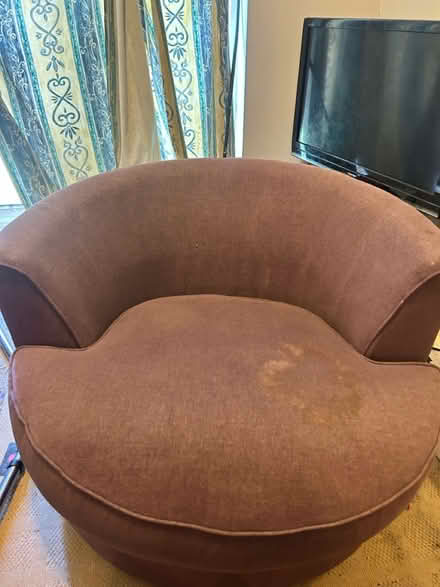 Photo of free Swivel love seat (Basingstoke RG21) #1
