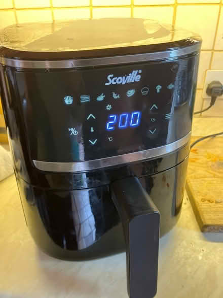 Photo of free Air fryer (Whitecross) #1