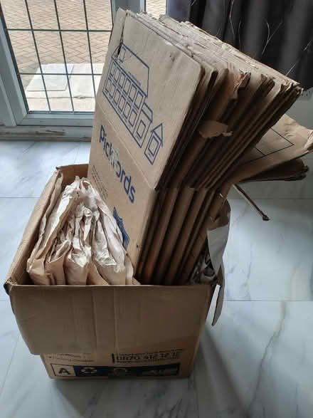 Photo of free Pickfords moving boxes (Stopsley LU2) #1