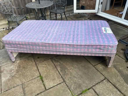 Photo of free Single bed with single pull out (RG4) #2
