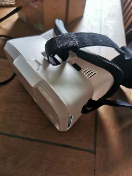 Photo of free VR headset (Stratton on the Fosse BA3) #1
