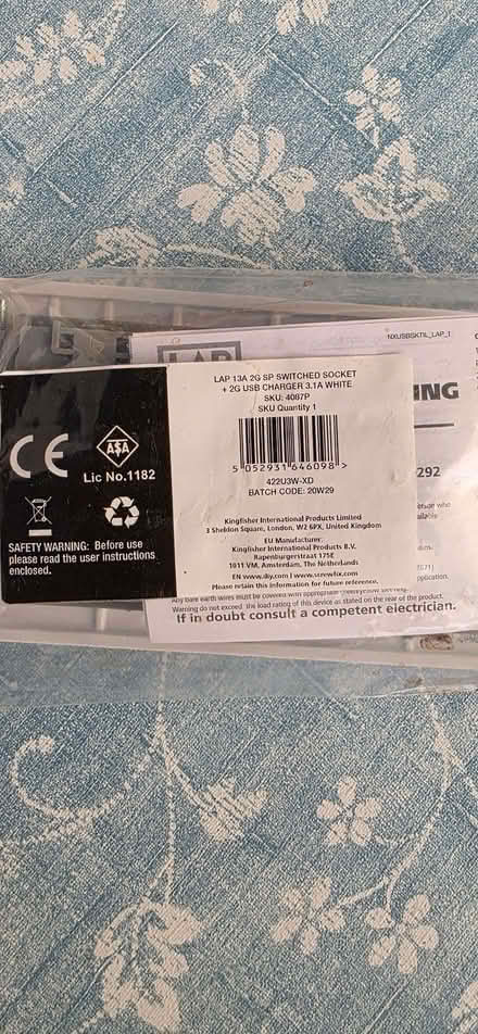 Photo of free Double sockets with USB chargers *2 (Warsash SO31) #2