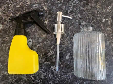 Photo of free Soap dispenser and spay (IG6 3s) #2