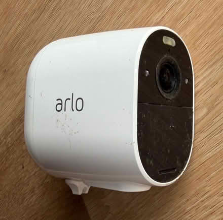 Photo of free Wireless security camera with spotlight - plus solar panel (Fleetville AL1) #1