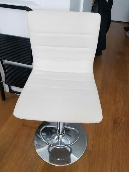 Photo of free Off White Bar Stool (57th St & 11th Ave) #1