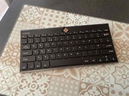 Photo of free Small wireless keyboard (Katesgrove, Reading, RG2) #1