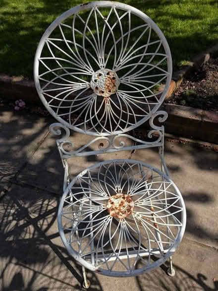 Photo of free Garden bistro-style table & chairs (Twickenham TW2) #3