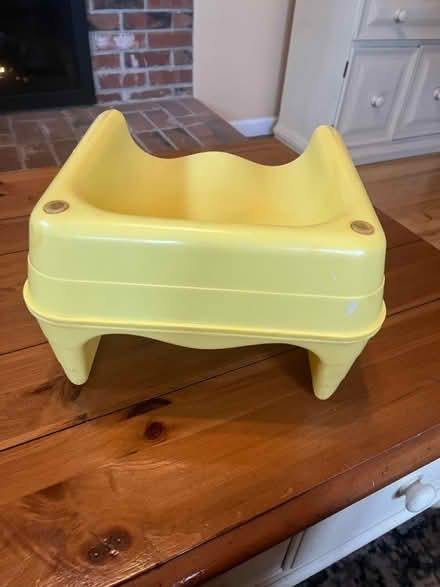 Photo of free Child Booster Seat (Sandy Hook) #4