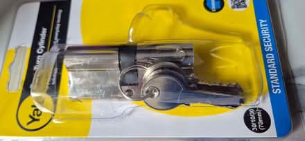 Photo of free Euro Cylinder Lock 70mm + 3 keys (Mill Hill, The Broadway NW7) #2