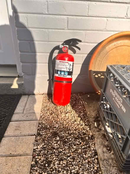 Photo of free Fire extinguisher (60015) #1