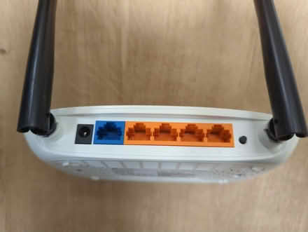 Photo of free Pair of to link wifi access points (Kenpshott RG22) #3